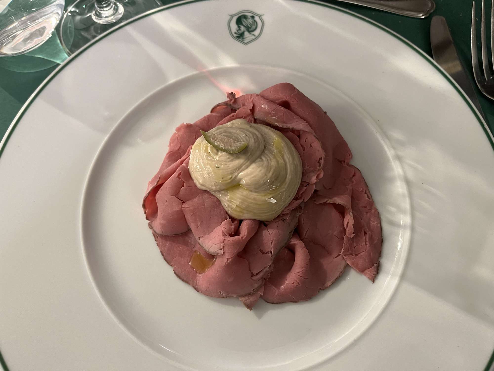 トリノの名物グルメ、Vitello tonnato（ヴィテッロトンナート）